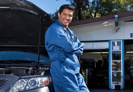Road assist mechanic.jpg