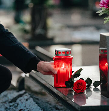 Funeral header pic mobile.jpg